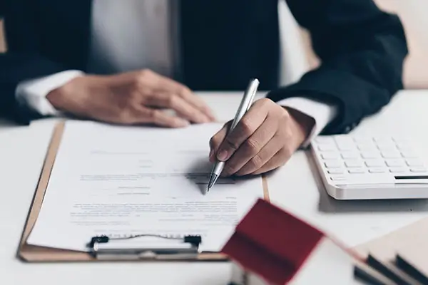 男主公司介绍文案短句