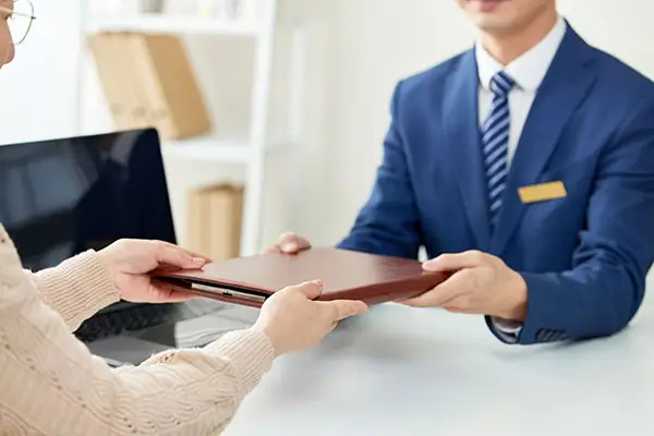 印度博主介绍上海公司